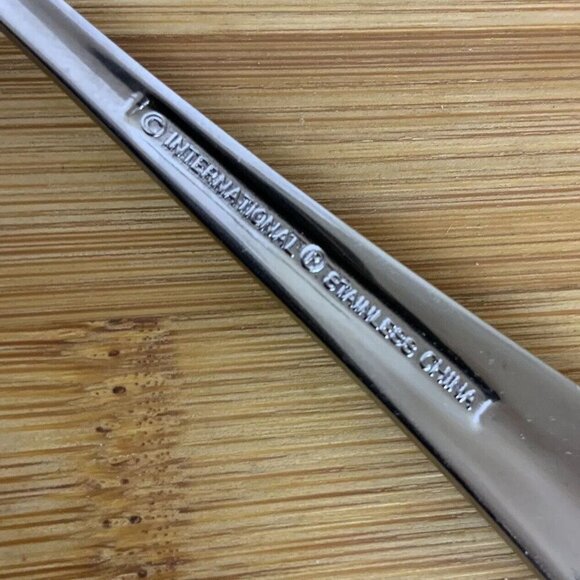 International Silver Gran Royal Stainless Steel Butter Knives Spreaders Set Of 2 - Picture 4 of 4